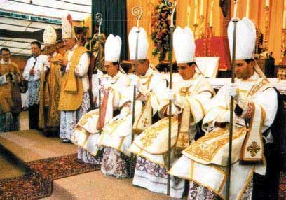 Новопоставленные епископы Братства св. Пия Х (1988 год)